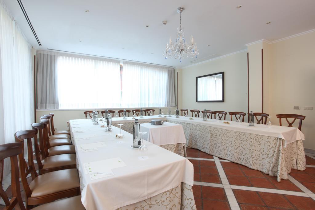 La Quinta De Los Cedros Madrid Exterior foto